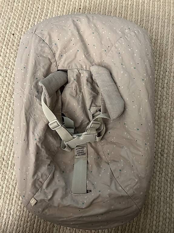 Stokke Chaises hautes: Stokke Trip Trap Newborn Schale – D'occasion à Schüpfen par mbern09 1