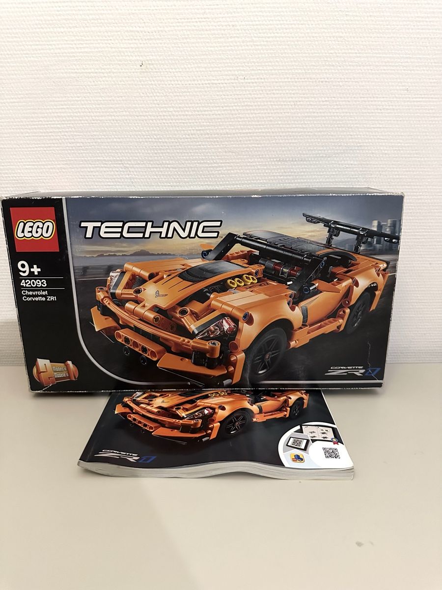 Lego Kit di costruzioni: Lego Technic 42093 Chevrolet Corvette ZR1 – Usato da Zürich venduto da luh_nyr7