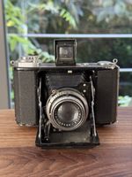 Vintage Zeiss Ikon Nettar 6x6 Folding Camera - Novar