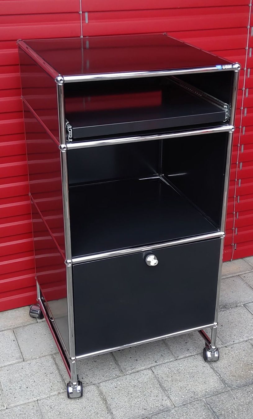 USM Commodes: USM Möbeli/Regal mit Rollen – D'occasion à Safnern par Leila2 9