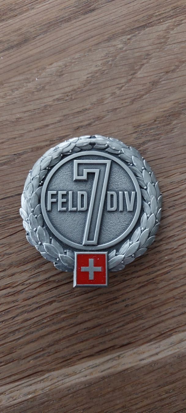 Schweizer Armee Placchette & Badge: Beretemblem Felddivision 7 – Usato da Sargans venduto da blauberg