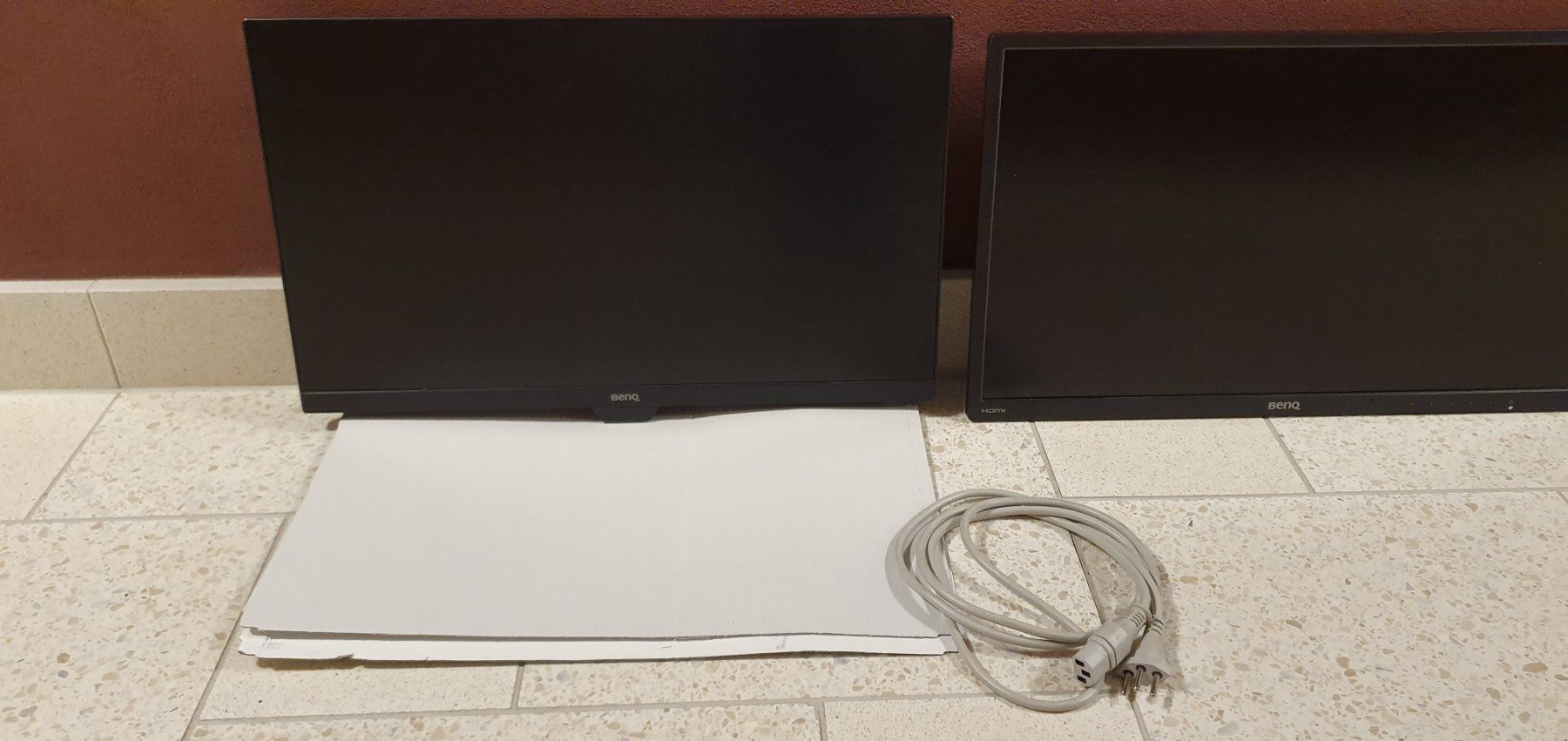 BenQ Monitore: 1 x Bildschirm Benq  24" (Zoll) für Computer oder Gamer. – Gebraucht aus Zürich von Leica.C89 9
