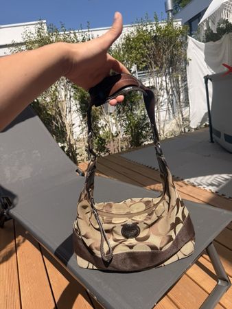 COACH SCHULTERTASCHE MIT LOGO-MUSTER