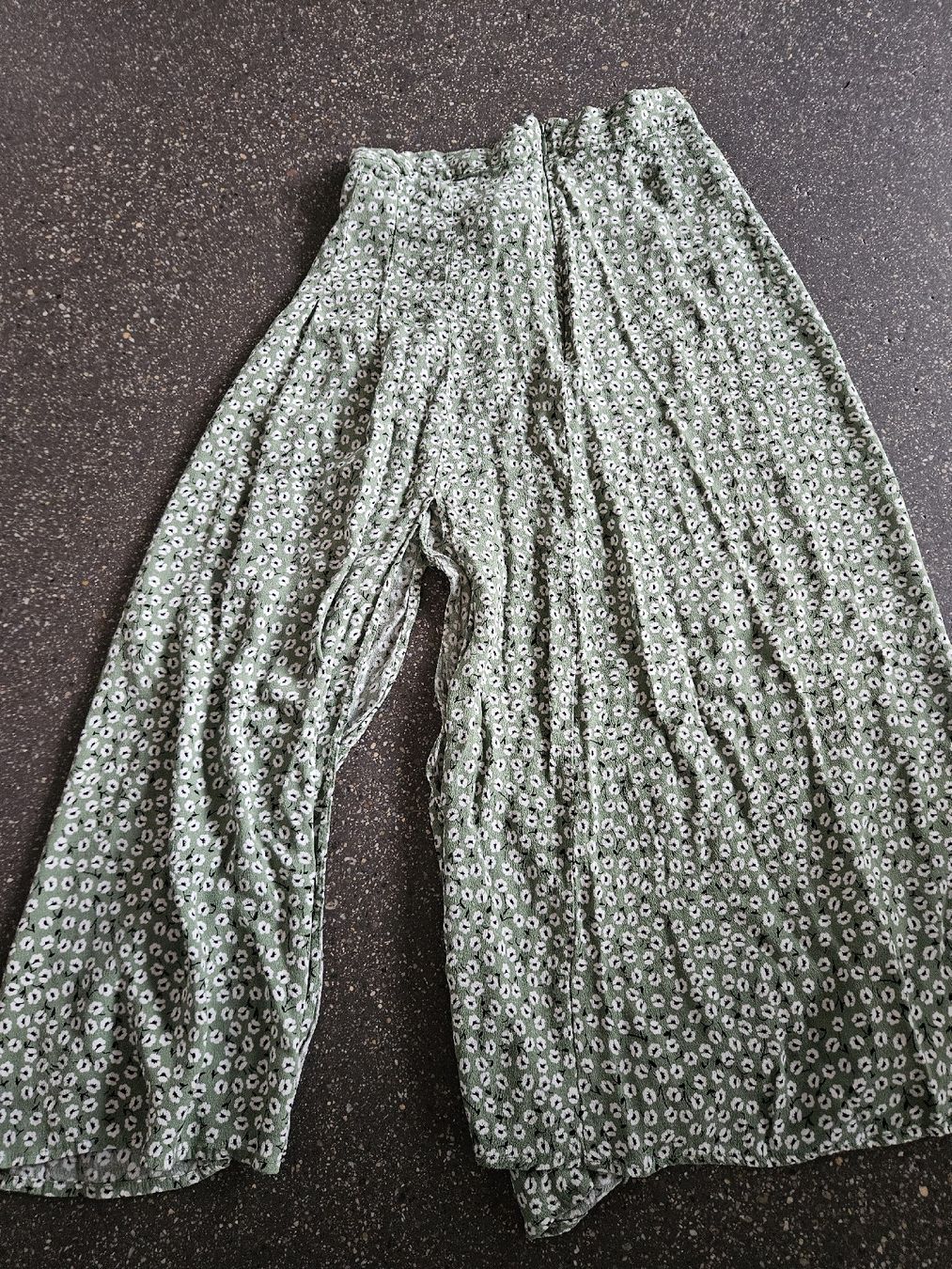 H&M Gonne: Leichte Sommerrock mit Blumenmuster, Gr. 42  – Nuovo (secondo la descrizione) da Anwil venduto da tamoos 5
