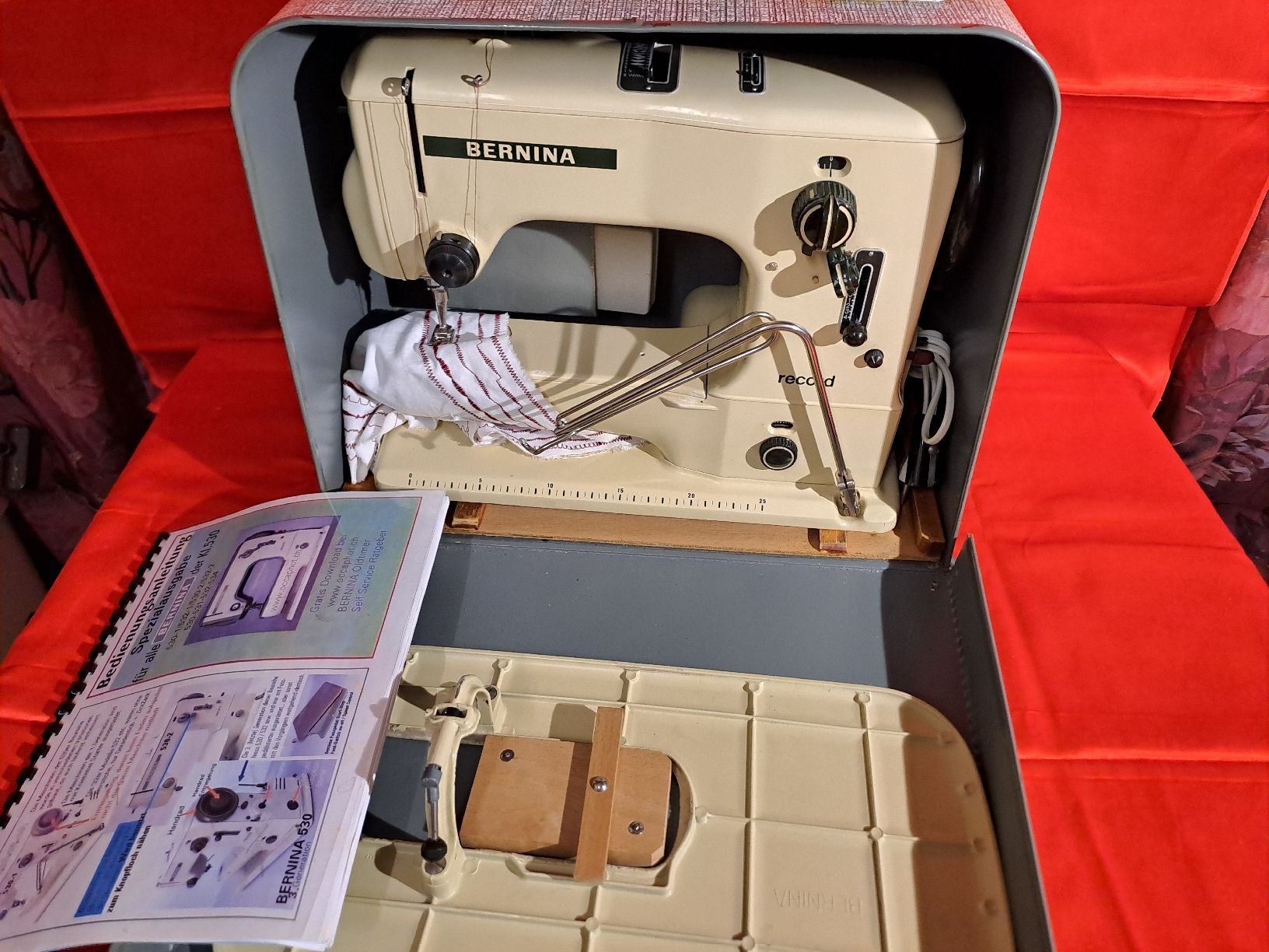Bernina Macchine da cucire: Bernina 530-2 record  Knie – Usato da Belp venduto da amalija 3