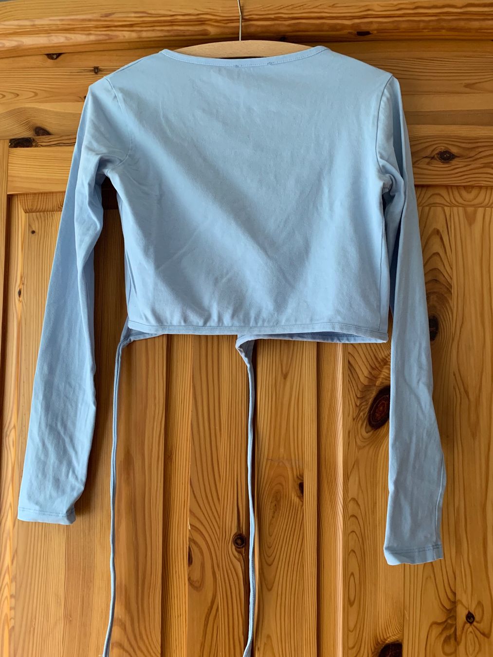 Tops: Hellblaues Wickel-Oberteil – D'occasion à Luzern par Simona15 1