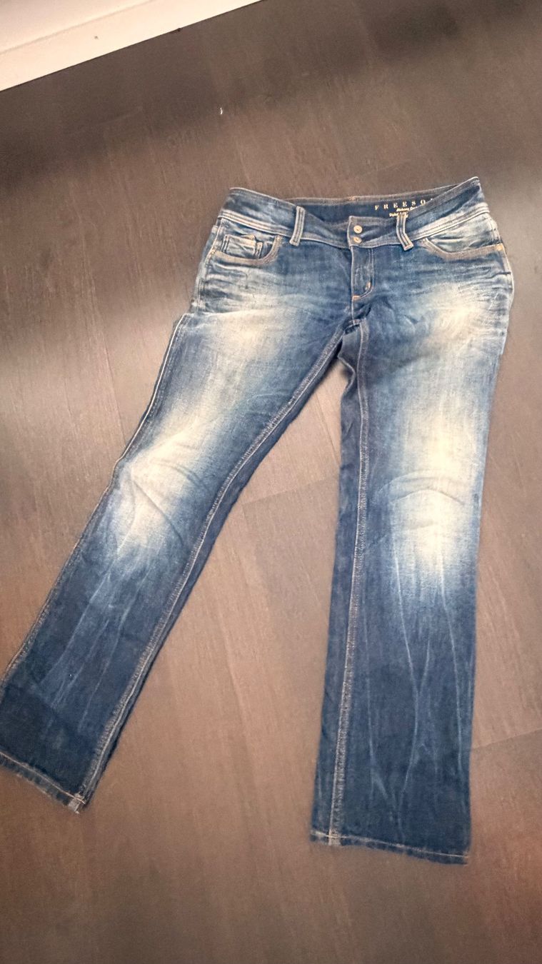 Jeans: FreeSoul Damen Jeans – Usato da Herrliberg venduto da MckVe