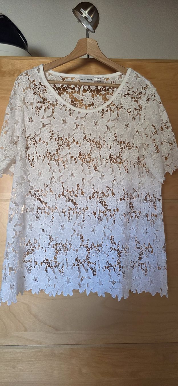 Tops: Oberteil von Laura Kent – Neuf (Voir description) à Mühlethurnen par sabrina14