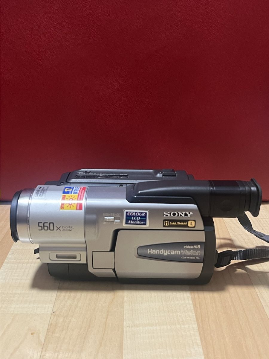 Sony Camcorder: Sony Handycam CCD-TRV59E PAL – Gebraucht aus Hinwil von Pedrito2