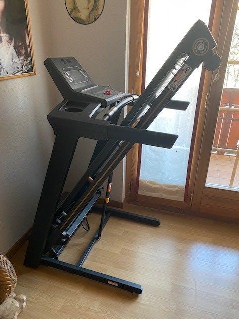 Macchine per carico, silaggio e trasporto: Tapis de course Darwin – Usato da Crans-Montana venduto da dom_w65q