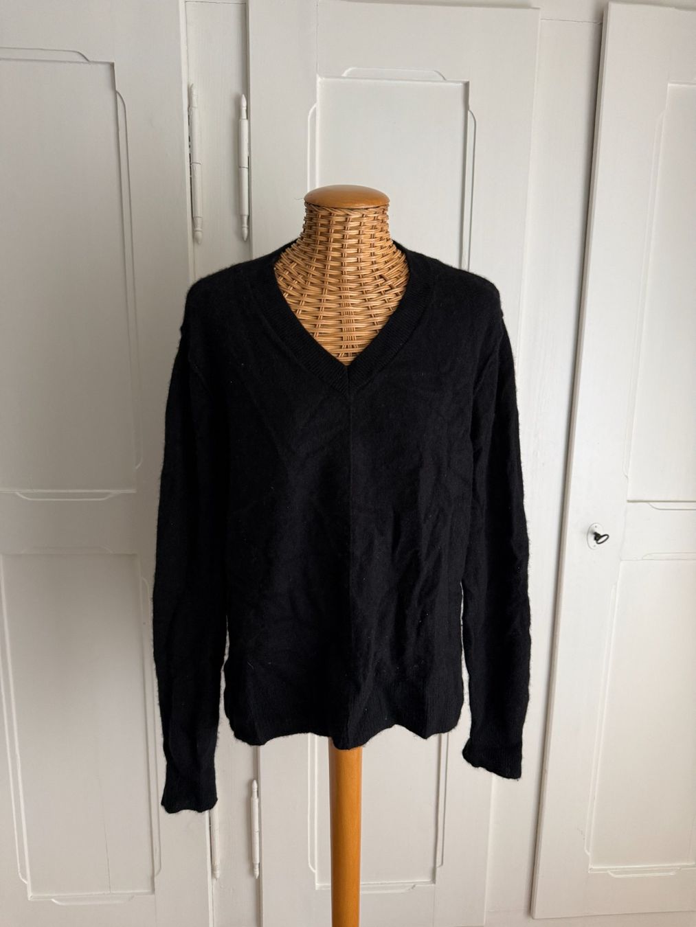 Pullover & Sweatshirts: MAGASCHONI - Kaschmir Pullover schwarz XL – Gebraucht aus Zürich von Diazaio