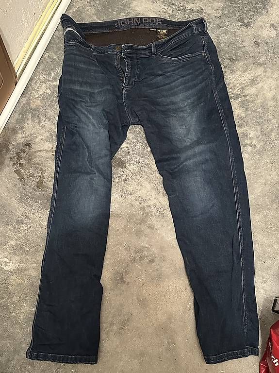 Lots de vêtements: Verkaufe Töffkleidung – D'occasion à Bern par jor_ft92 1
