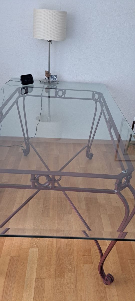 Tavoli: Metall-Glas-Esstisch – Usato da Dübendorf venduto da hirbe-51g