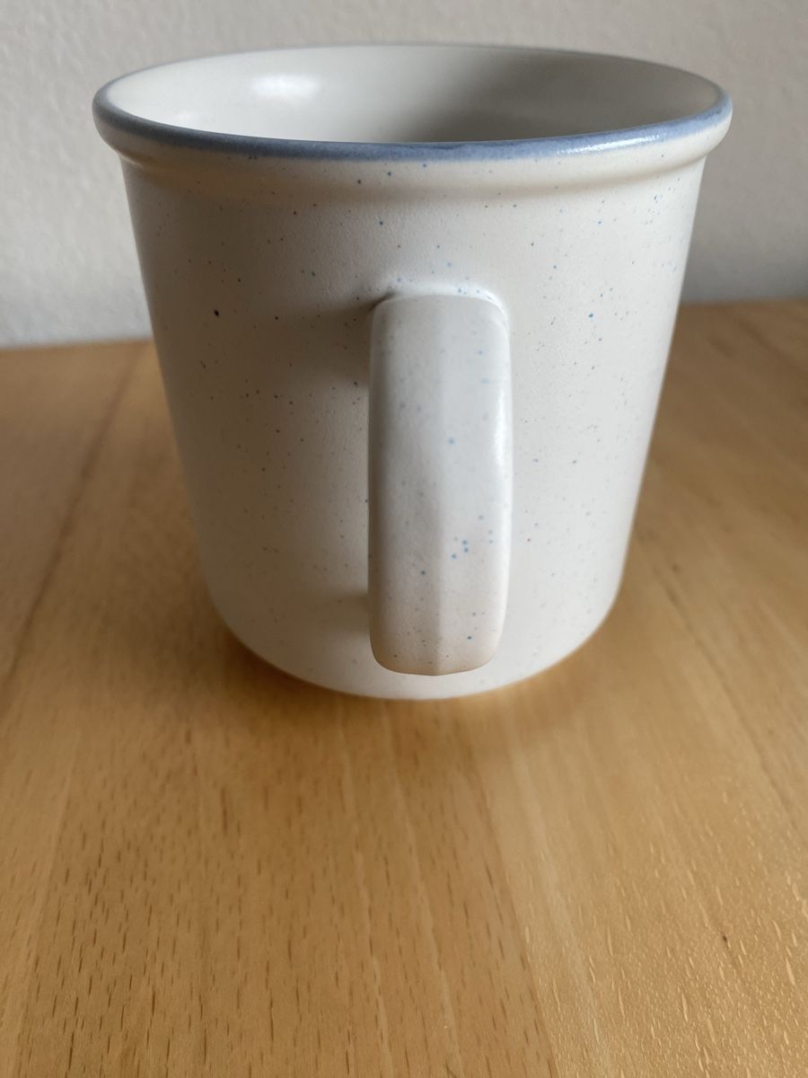Rössler Tassen: Rössler Mug / Tasse weiss hellblau – Gebraucht aus Schwarzenburg von Michellu 2