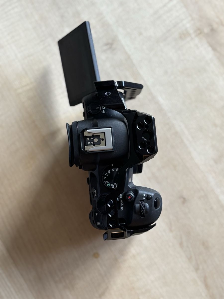 Canon Appareil photo: Canon EOS R6 Mark II Body mit Cage – Neuf (Voir description) à Ins par man_5rjt 4