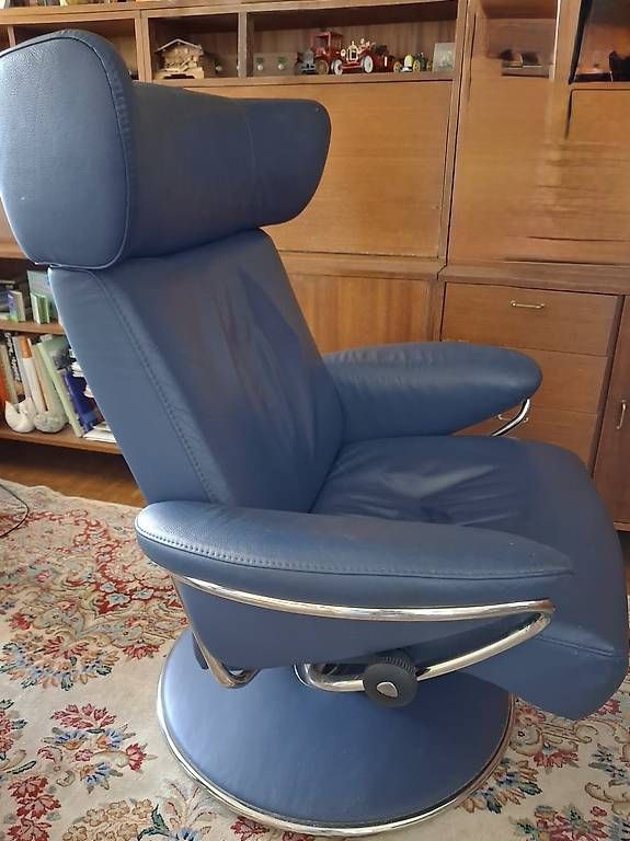Fauteuils: Stressless Sessel Leder blau mit passendem Hocker – D'occasion à Jonschwil par bro_lx2z