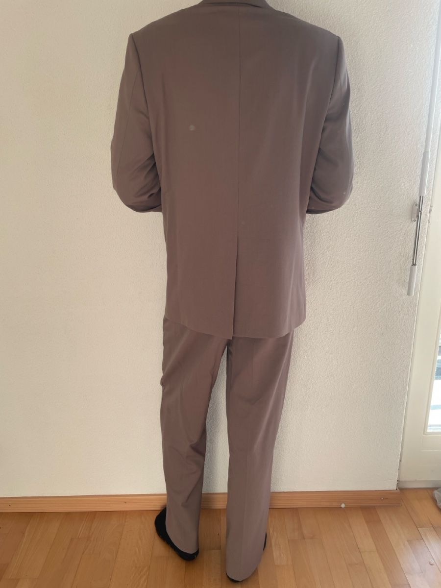 Zara Completi: Anzug in Mauve – Usato da Zürich venduto da joa_7xds 1