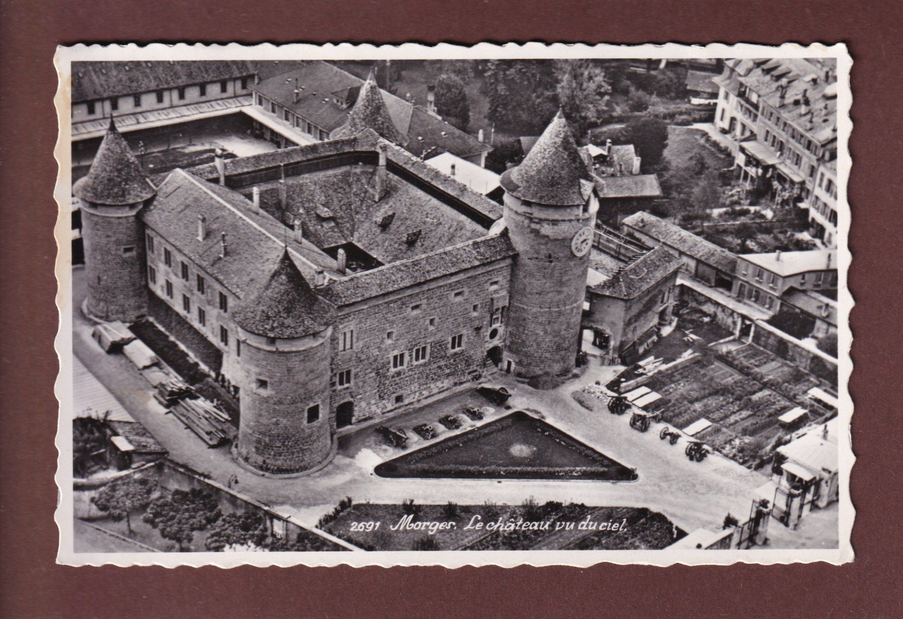 Ansichtskarten: MORGES - Le Château vu du ciel - 1954 – Gebraucht aus Pully von nicecards-shop