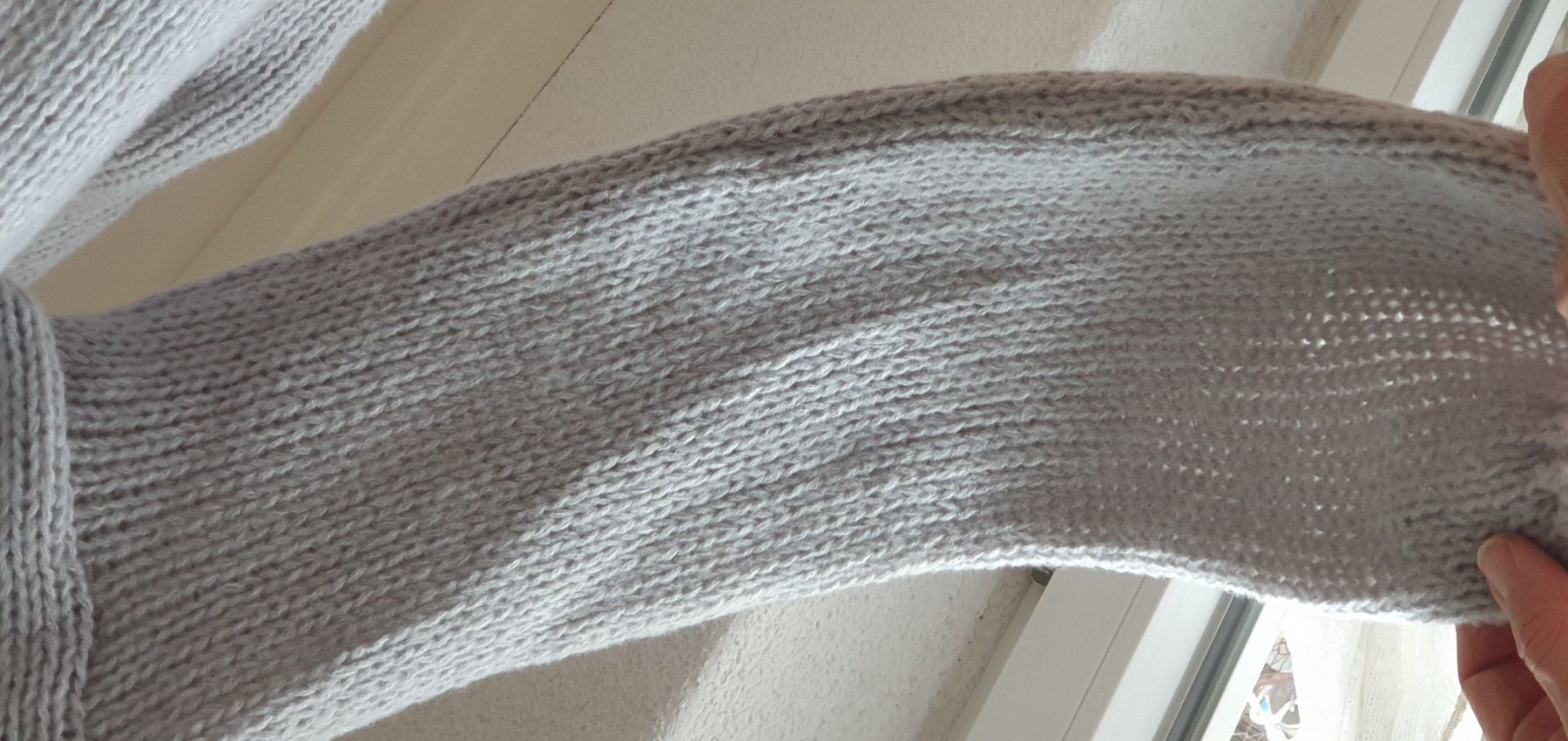 Maglioni & Felpe: neuer flauschiger Strickpulli hellgrau – Nuovo (secondo la descrizione) da Hittnau venduto da Gamoe 3