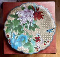 Assiette à émaux cloisonnés