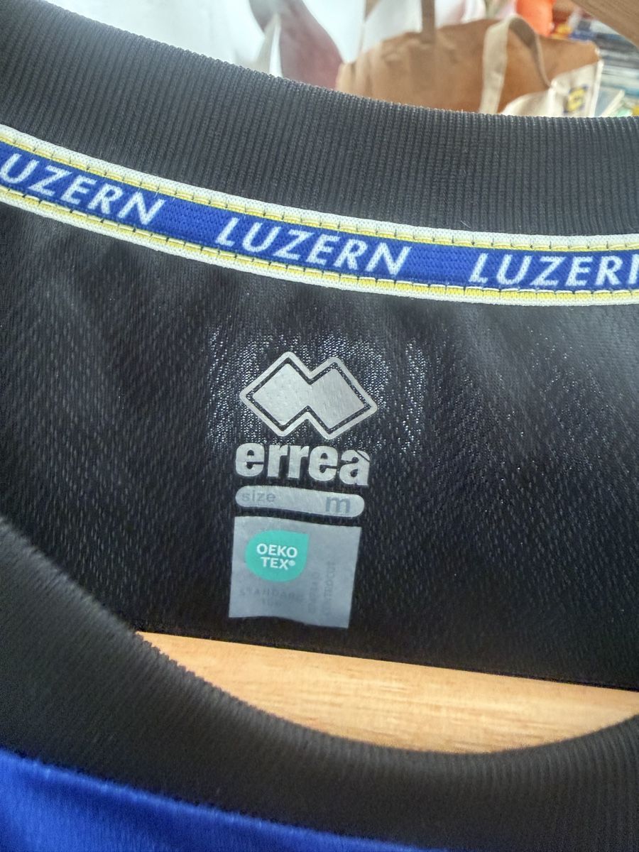 Canottiere & Pantaloni: FC Luzern Special Edition Carnival Jersey M – Usato da Genève venduto da sho_67qj 3