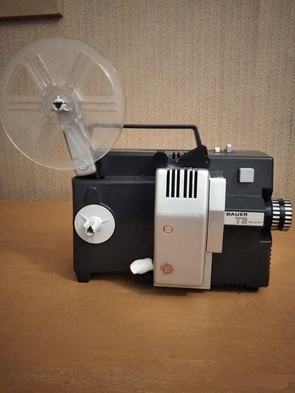 Bauer Proiettori: BAUER T3 SUPER 8 STUMMPROJEKTOR – Usato da Au ZH venduto da JSR 1