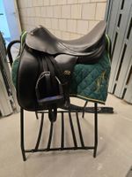 Spirig Dressur- Masssattel kaum gebraucht Neupreis CHF 5000