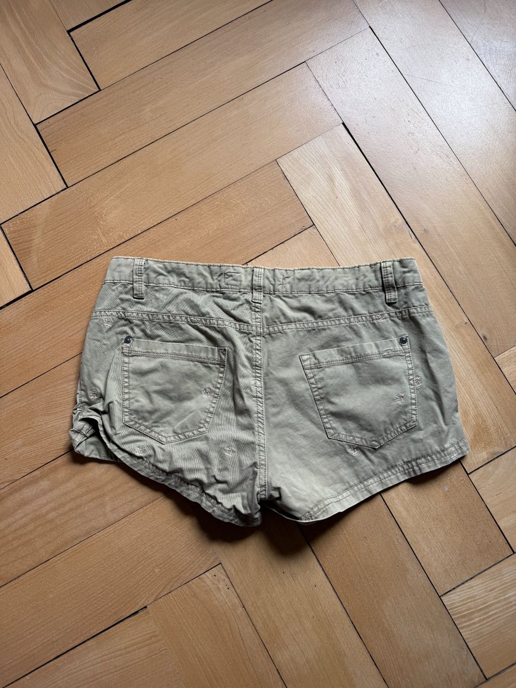 Hosen: SUBLEVEL - Shorts khaki XL – Gebraucht aus Zürich von Diazaio 2