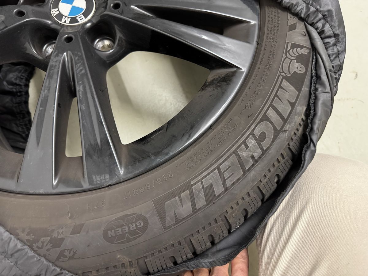 Pneumatici & Ruote complete: Original BMW X2 Kompletträder – Usato da Wetzikon ZH venduto da yourgooddeal 1