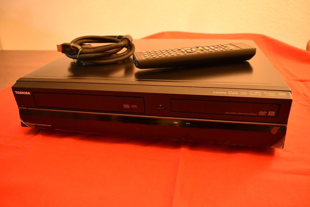 Secam-Vhs Auf Pal-Fernseher?? _ Hitachi VHS video recorder – DILRF