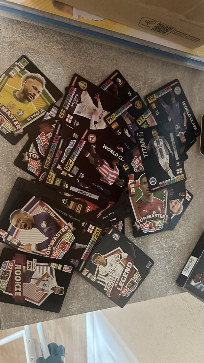 Jeux: Fussballkarten – D'occasion à Altnau par sim_9fvg 1