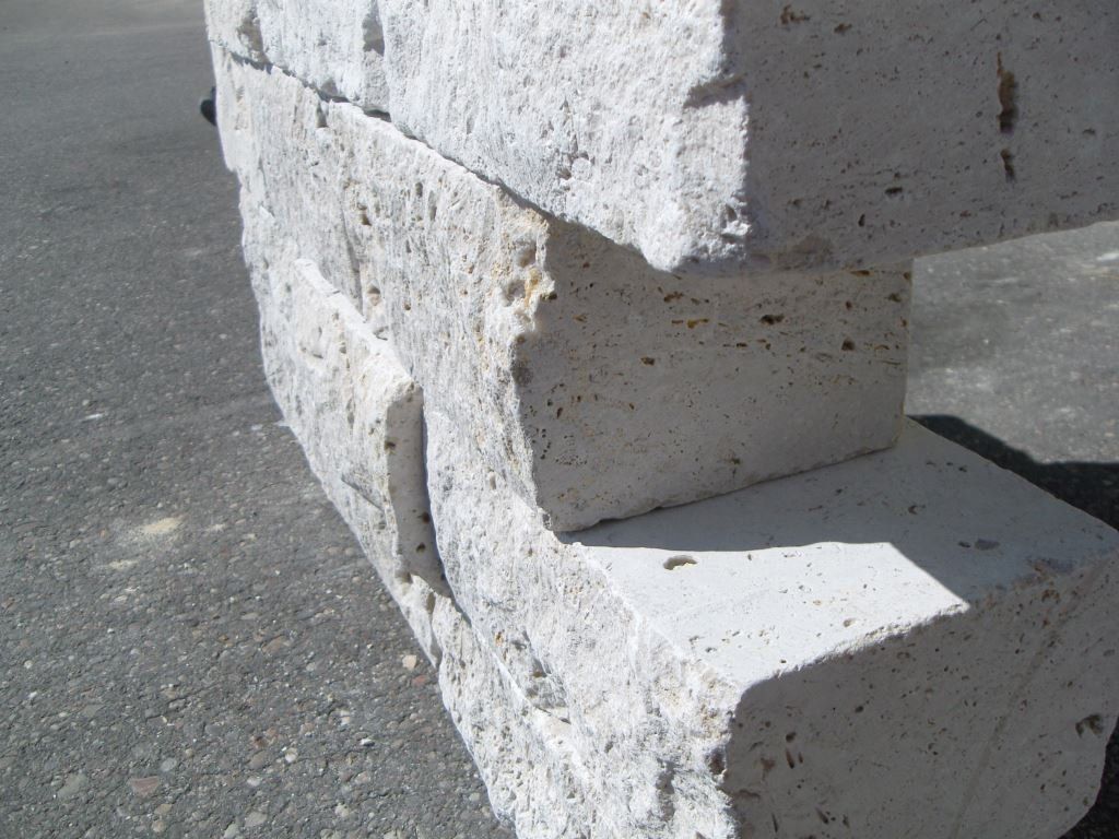 Pietre & tegole: MAUERSTEINE GESÄGT KLEINMAUERSTEINE TRAVERTIN HELL 15 cm – Nuovo (secondo la descrizione) da Thalwil venduto da Qualitaetdesign 8