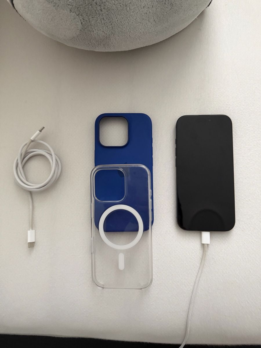 Apple Portables: IPhone 16 Pro 256GB (Matt Schwarz) – D'occasion à Schönenwerd par sandra1214 3