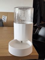 Tier-Wasserspender