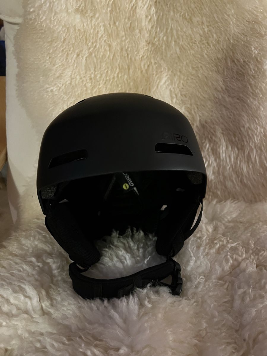 Giro Casques: Casque de ski Giro Ledge MIPS FS – D'occasion à Morgins par nic_d5pk 2