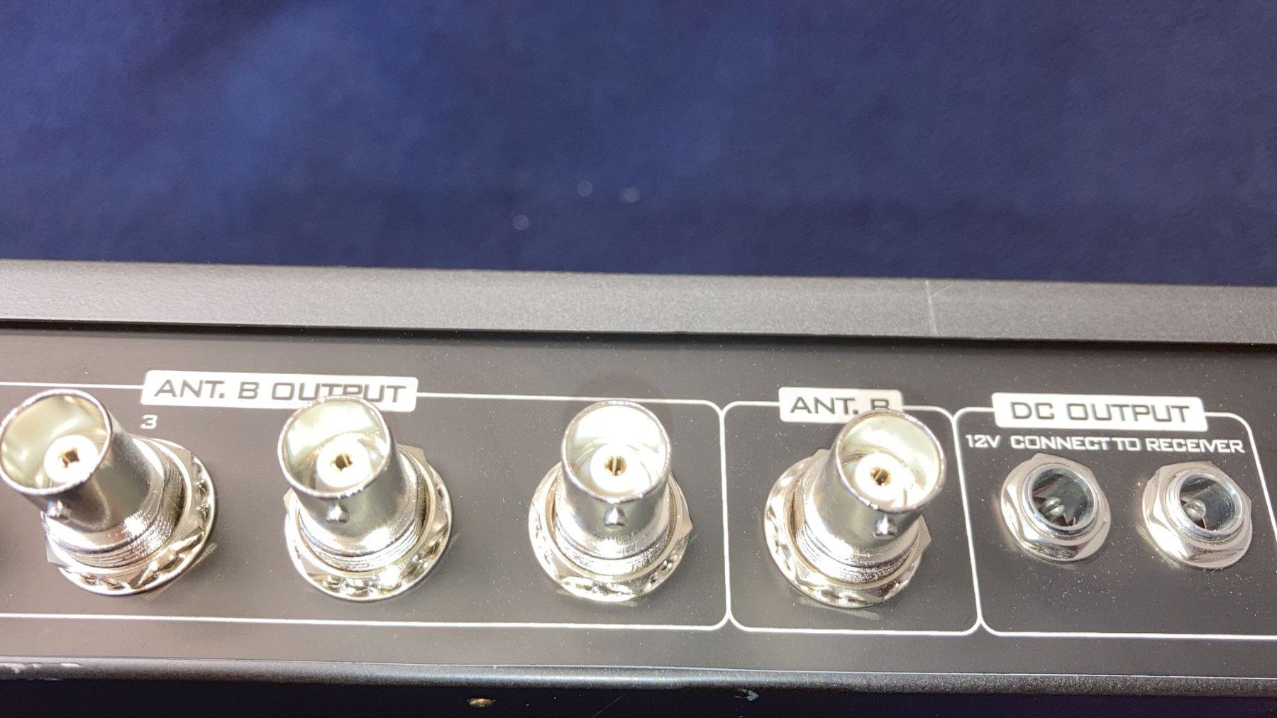Mikrofone: IMG Stage Line Antennen Splitter – Gebraucht aus Dietikon von Rima57 7