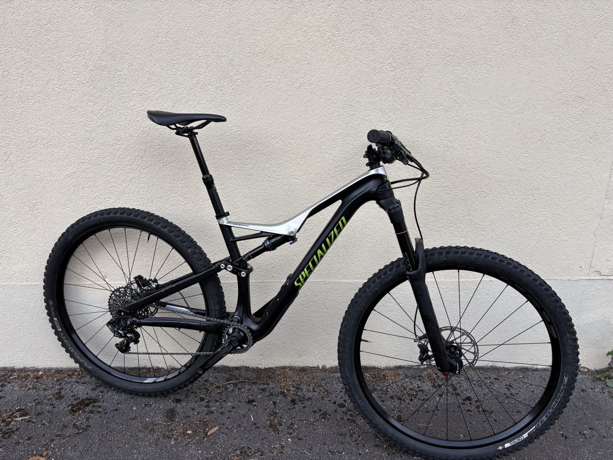 Specialized Biciclette: Specialized Stumpjumper FSR Carbon – Usato da Walliswil b. Wangen venduto da Hasenmelker