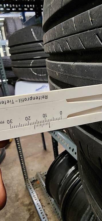 Pneumatici & Ruote complete: 225/60R18 – Usato da Fehraltorf venduto da Werkstatt85 1