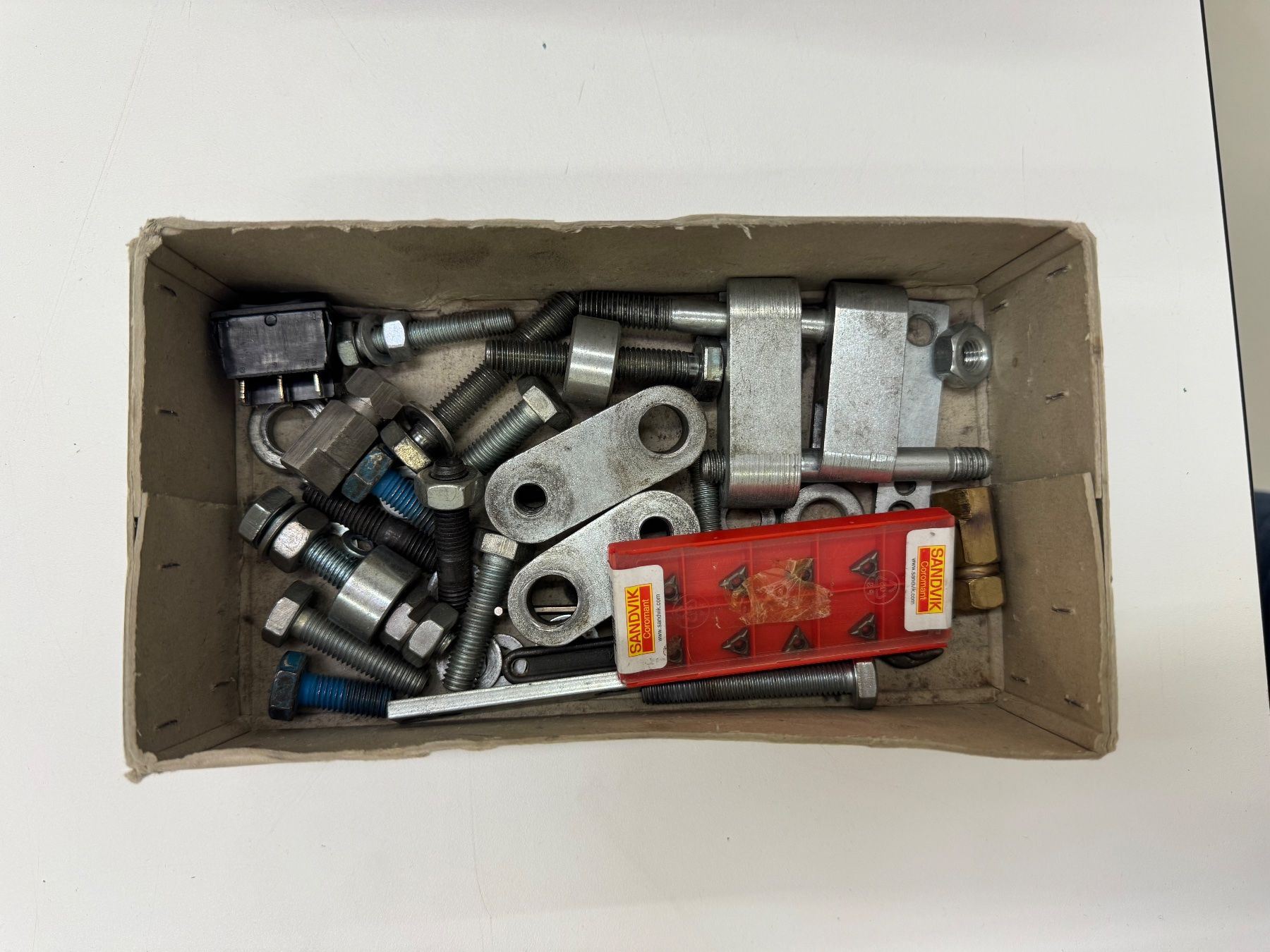 Alle Werkzeuge: Bremsscheibendrehgerät – Gebraucht aus Bern von Materialboerse_IgF 6