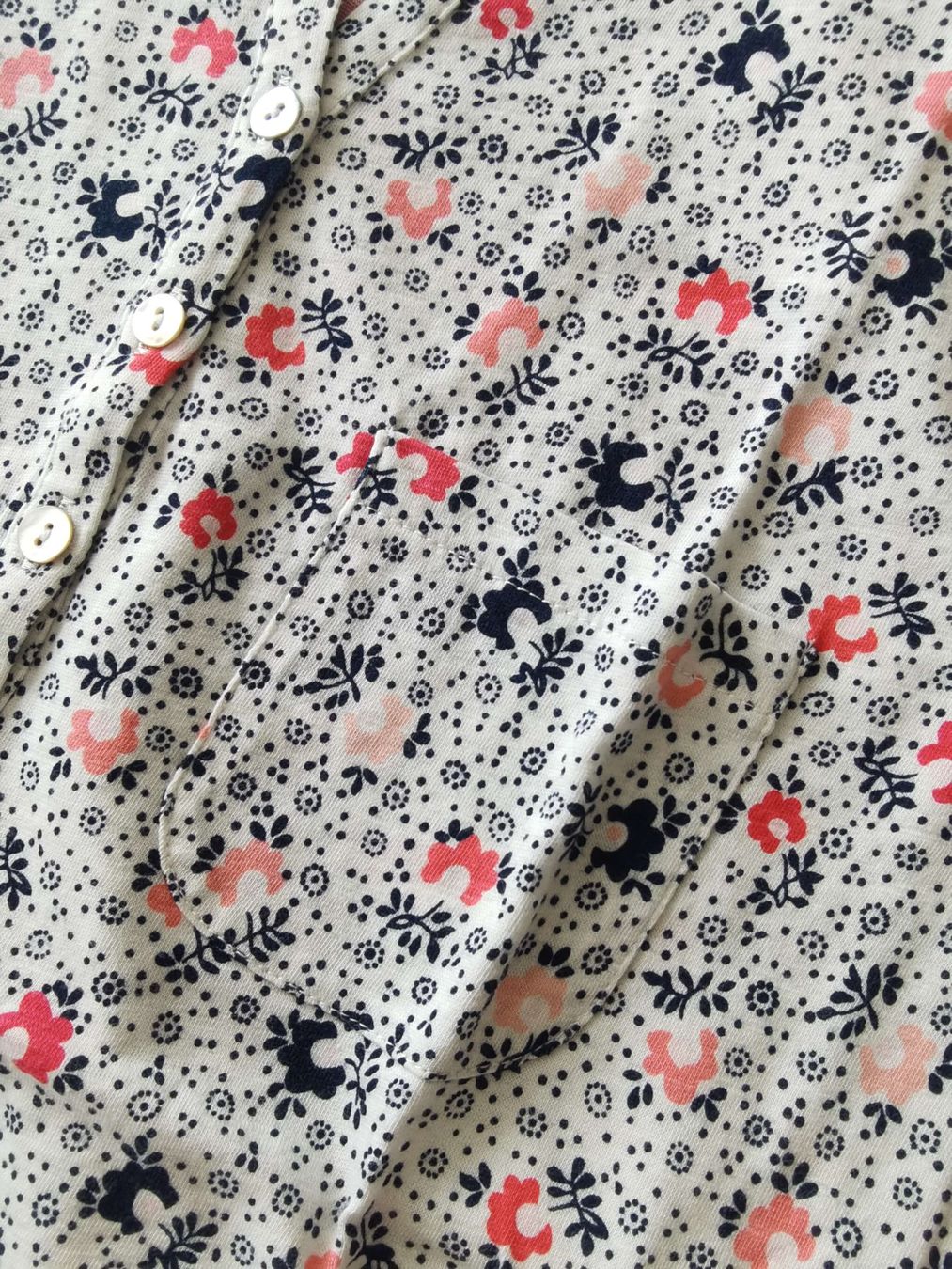 Laura Ashley Top: Trägershirt in weiss mit Blumen – Usato da Zug venduto da WickiPanda 2