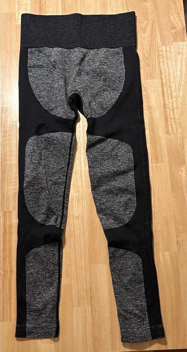 Leggings: Yoga pants – Gebraucht aus Winterthur von gaby.00