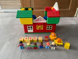 Lego Duplo Schulhaus