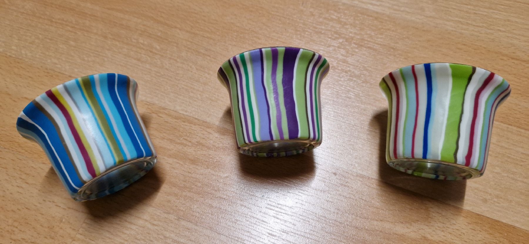 Portacandele: 3er Set bunte Teelichthalter aus Glas – Usato da Gasel venduto da sale65 1