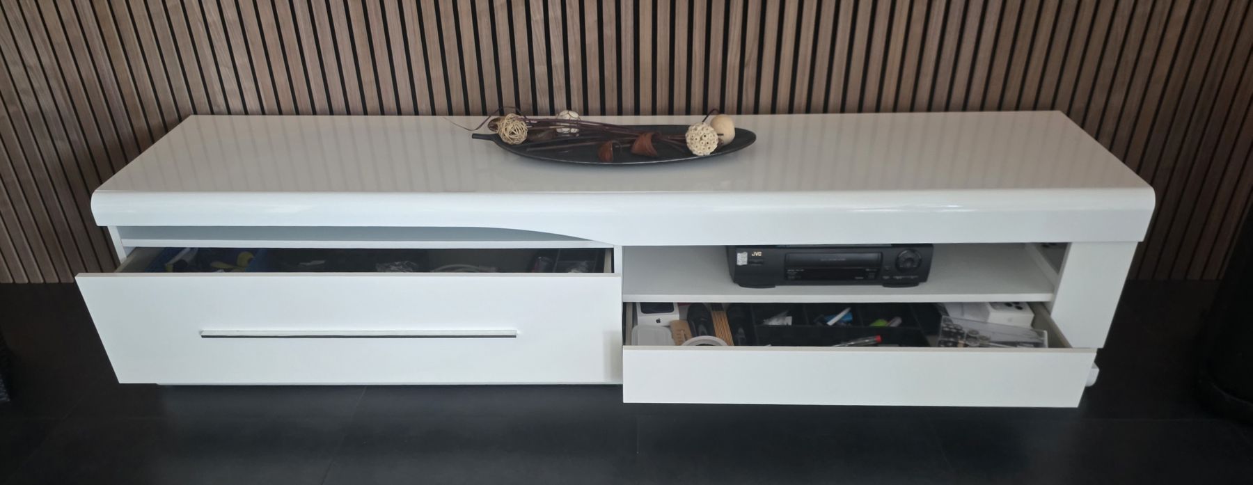 TV Möbel: Side Board – Neu (gemäss Beschreibung) aus Döttingen von Kevi85 1