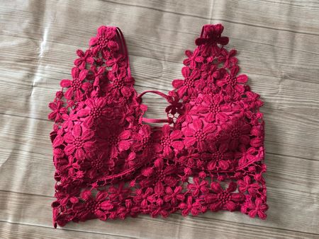 ​😍 Stylisches Häkel-Bralette - M - Crop Top / Beerenrot