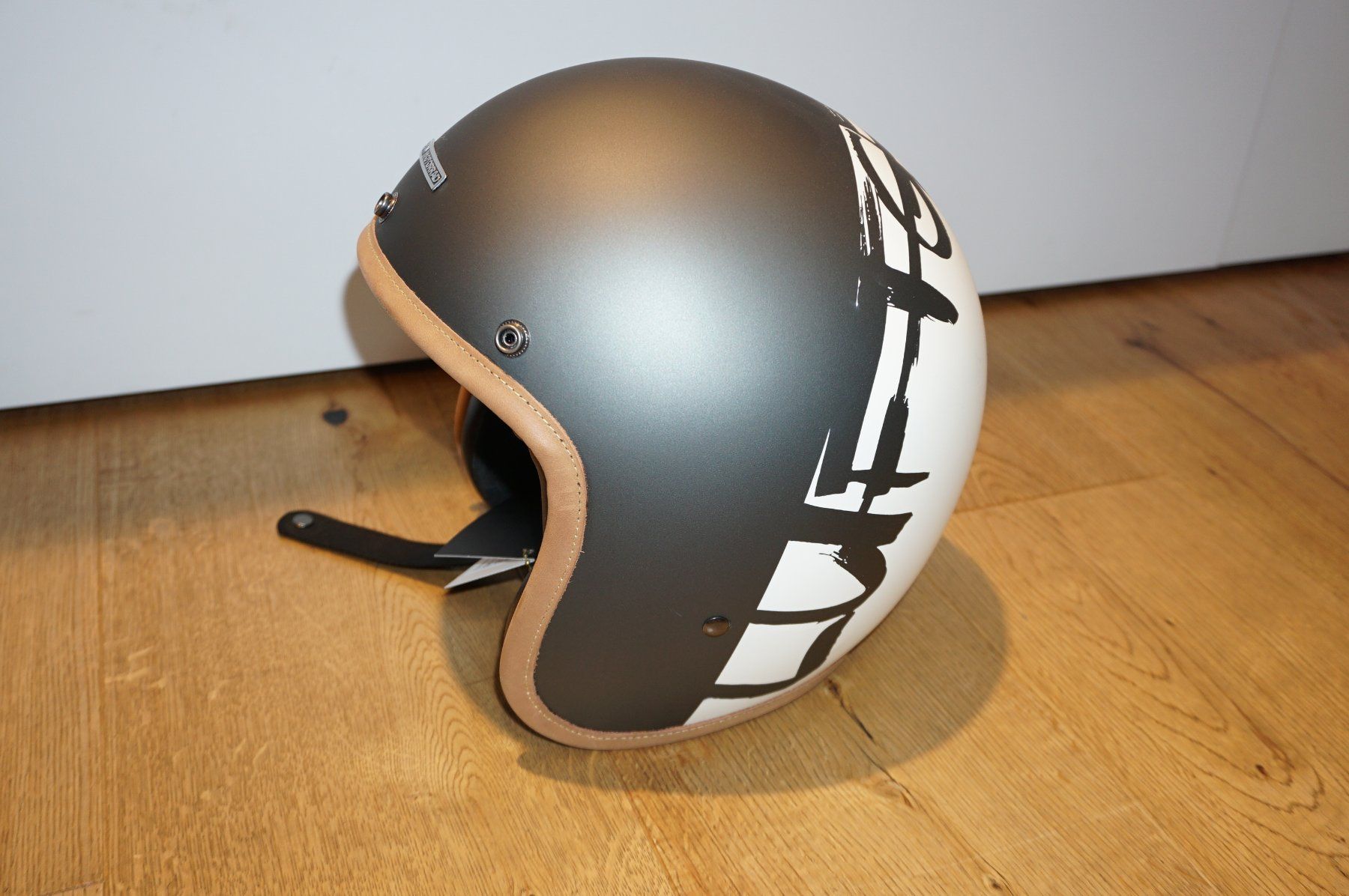 Helme & Visiere: BMW Bowler Helm Gr. XL – Neu und originalverpackt aus Ursenbach von  1