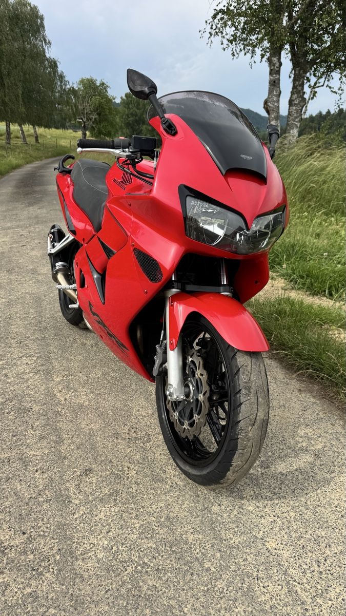 Honda Strasse: Honda VFR 800 Fi – Gebraucht aus Cheyres von JBLcharly 5
