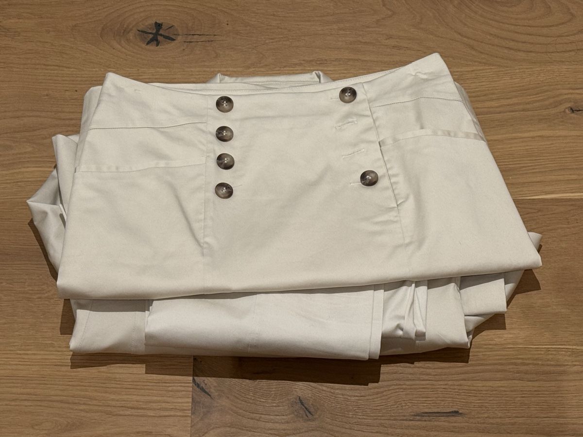 Lotti di vestiti: Kleiderpaket 38/M  – Usato da Saanen venduto da TAL3792 5
