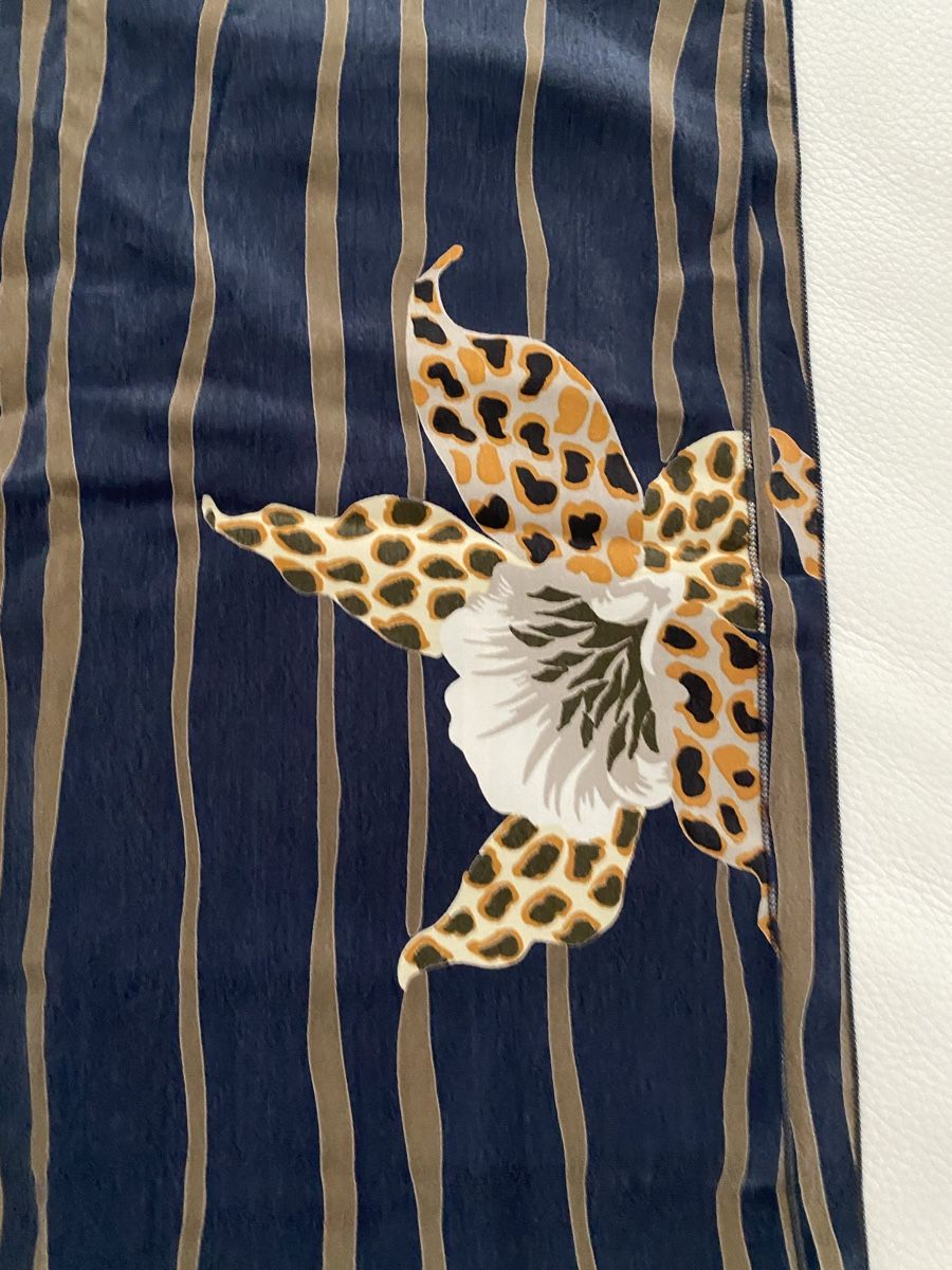 Foulard & Sciarpe: Seiden Schal 🌸 – Usato da Opfikon venduto da Luis144 2