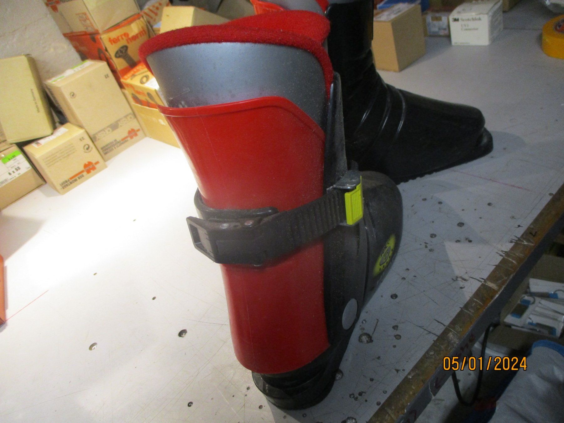 Scarpe per ragazzi: KINDERSCHISCHUHE HEAD GR 190 19.0 – Usato da Langnau i. E. venduto da Superseven69 3